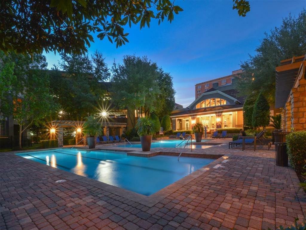 Cozy Apartment Near The Houston Medical Center Exterior photo